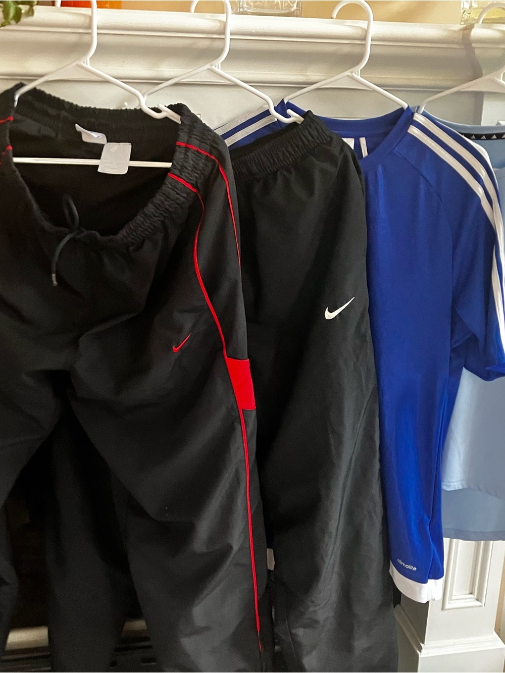 Men's Nike Adidas Activewear Athletic Bundle 4 Pack L XL Pants Shirts